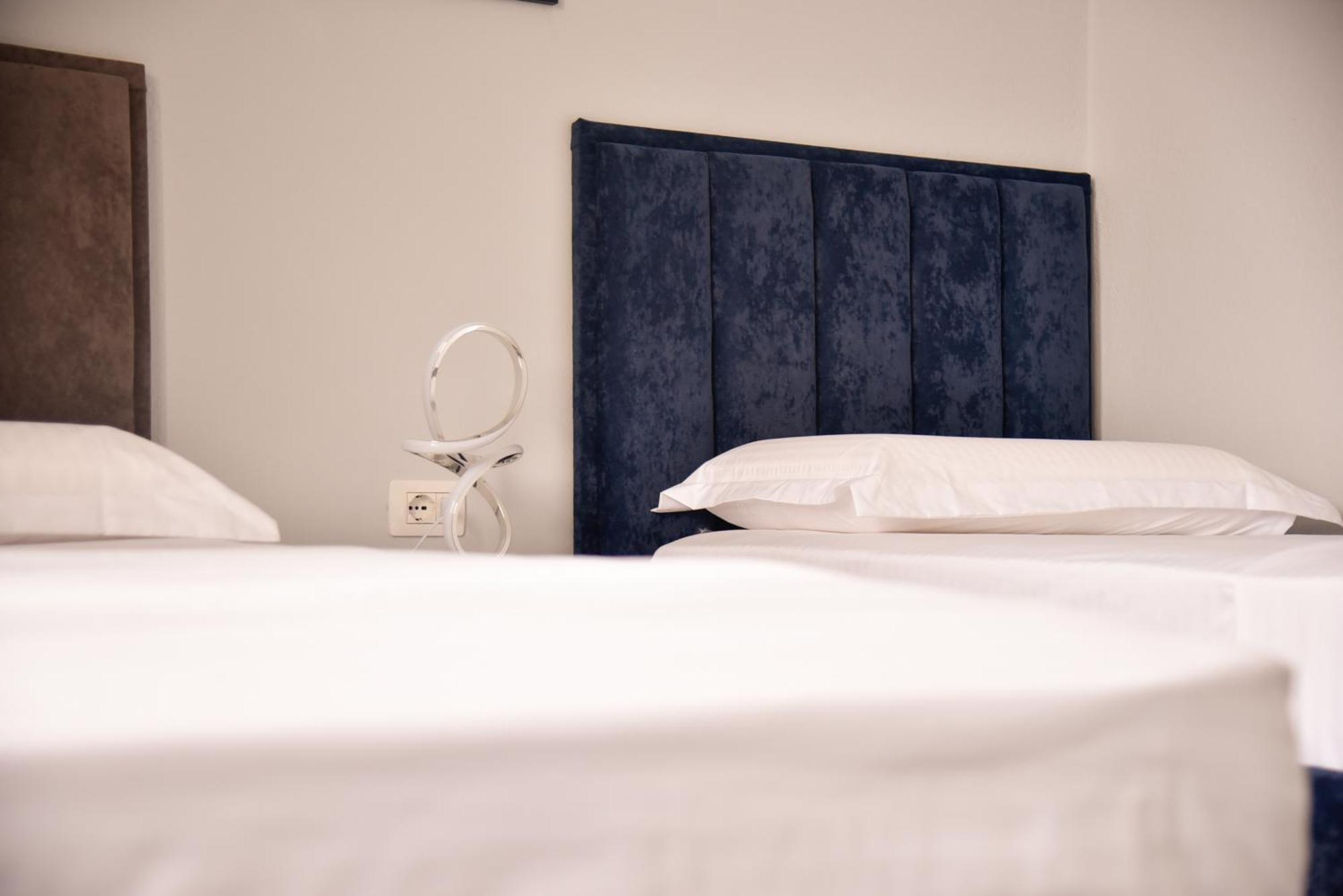 City Center Inn Шкодер Экстерьер фото