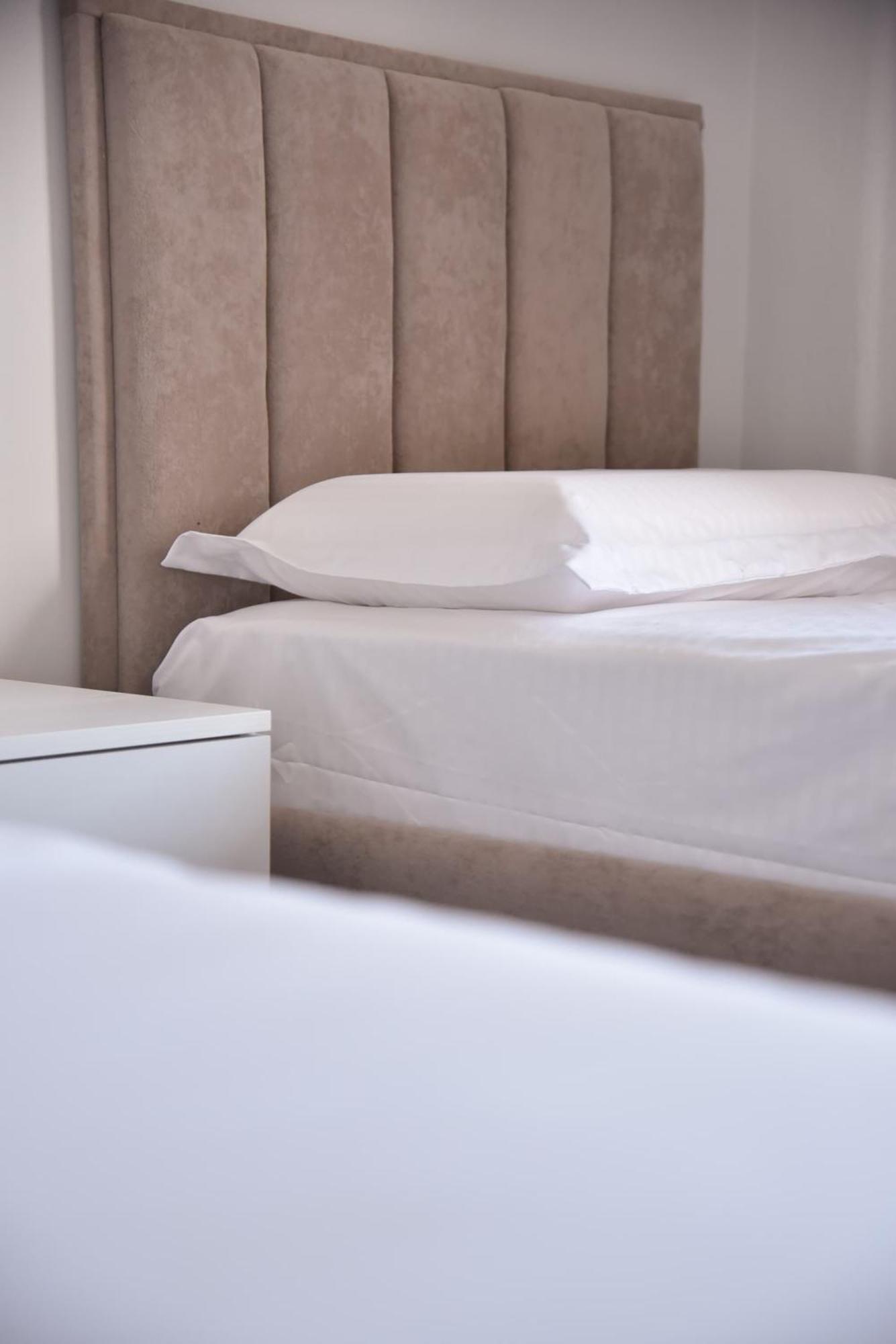 City Center Inn Шкодер Экстерьер фото