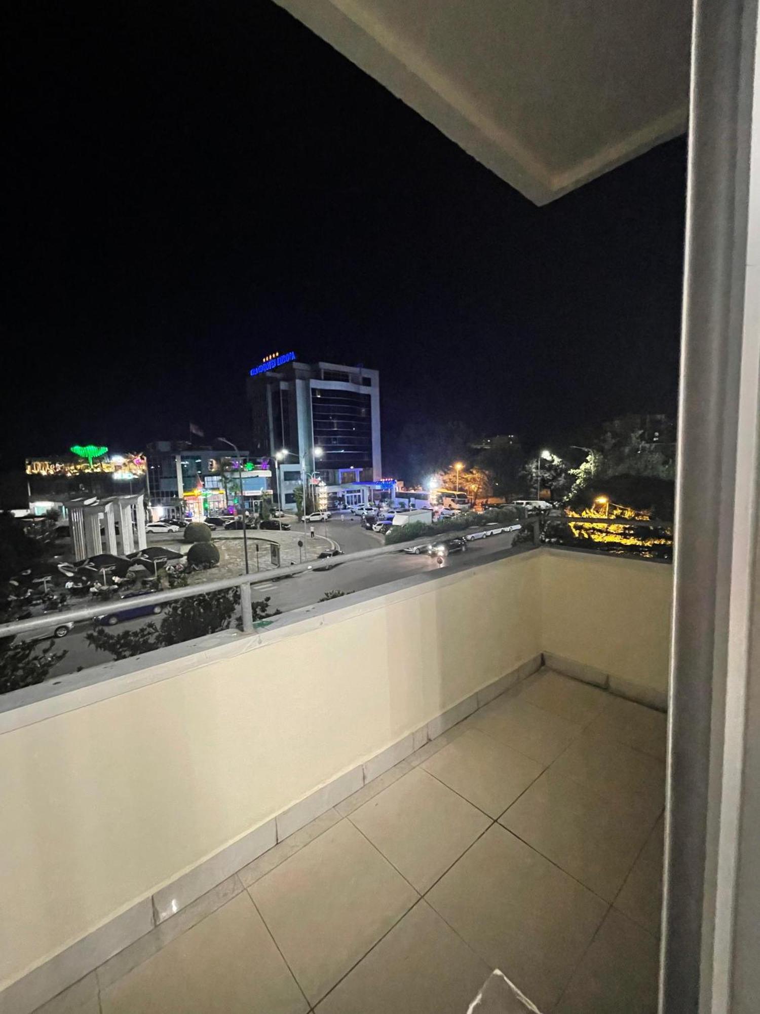 City Center Inn Шкодер Экстерьер фото
